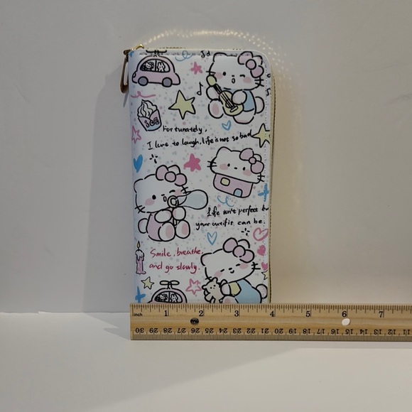 Hello Kitty White Wallet - Picture 3 of 7